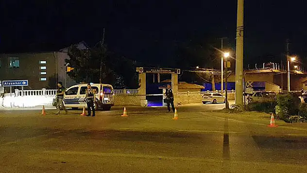 Cinnet getiren asker 3 arkadaşını şehit etti