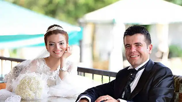 Cinnet kurbanı hemşire gözyaşları içinde toprağa verildi