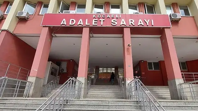 Cinsel istismar davasında anne kızına inanmadı! 

