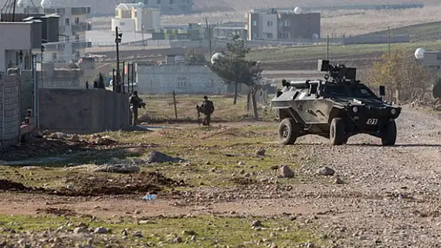 Cizre'de askeri araca saldırı: 3 şehit