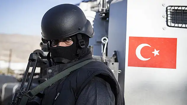 Cizre'de emniyet müdüründen telsizlere bu anons yapıldı!
