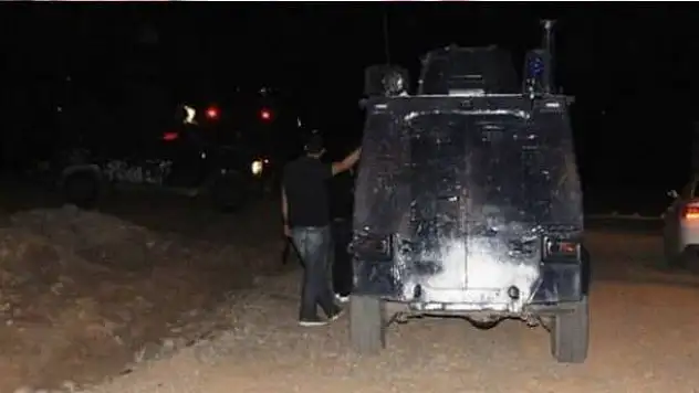 Cizre'de sınır karakoluna ateş açıldı