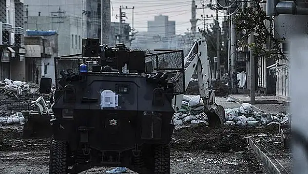 Cizre'deki terör operasyonunda 1 komiser şehit oldu