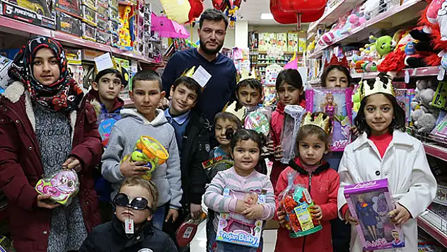 Çocuklara 'Asr' suresini ezberleten kampanya