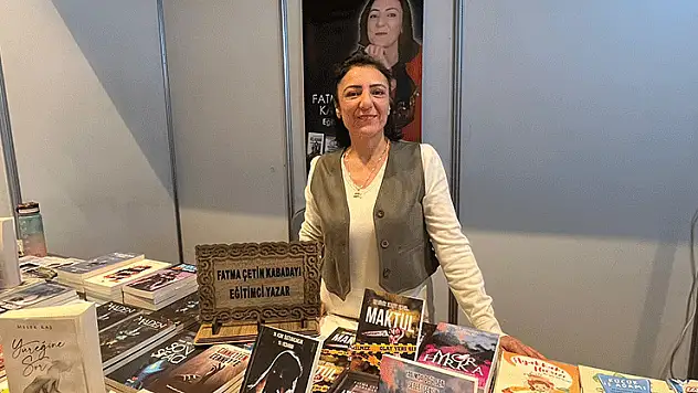 'Çocukların okuma sevgisini kazanmaları en büyük hedefimiz'