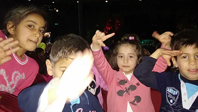 Çocukların tiyatro keyfi
