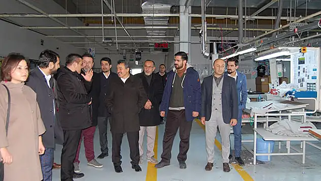Çorap fabrikasında ilk adım atıldı