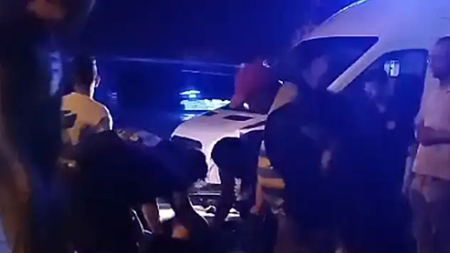 Çorum'da ambulans ile otomobil çarpıştı: 6 yaralı
