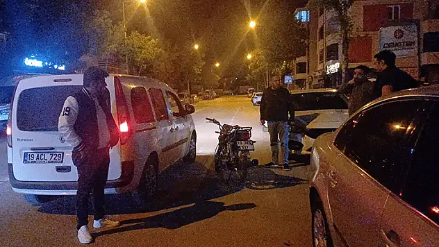 Çorum'da motosiklet çalan çocuklar polisin kovalamacasıyla yakalandı