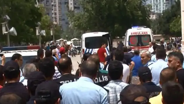 Cuma namazında canlı bomba dehşeti