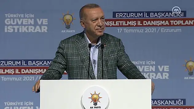 Cumhurbaşkanı Erdoğan: 2023'le ilgili siyasi mühendisliklerin çöpe atılması vereceğimiz mücadeleye bağlıdır