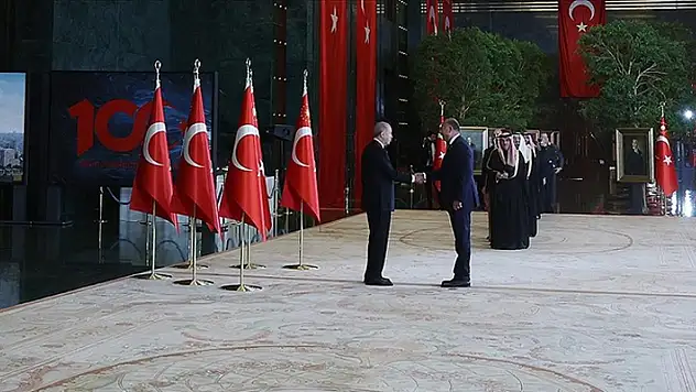 Cumhurbaşkanı Erdoğan, 29 Ekim Cumhuriyet Bayramı tebriklerini kabul etti

