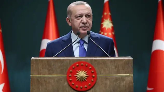 Cumhurbaşkanı Erdoğan: 5'inci ve 9'uncu sınıflarda yüz yüze eğitimi 2 Kasım'da başlatıyoruz