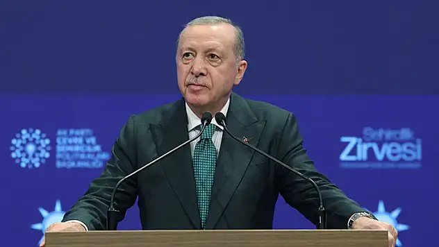Cumhurbaşkanı Erdoğan: Askeri uçağımızın enkazına ulaşma çalışmalarımız devam ediyor