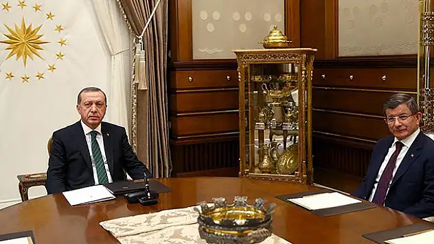 Cumhurbaşkanı Erdoğan, Başbakan Davutoğlu'nu kabul etti
