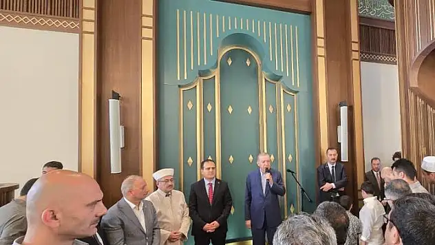 Cumhurbaşkanı Erdoğan bayram namazını Muğla'da kıldı
