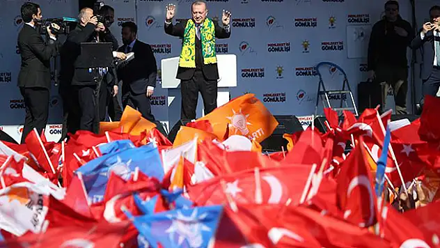 Cumhurbaşkanı Erdoğan: Bu trenden inenler bir daha bu trene binemezler