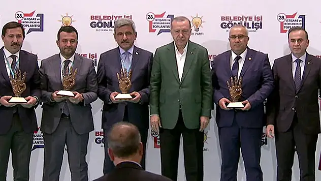 Cumhurbaşkanı Erdoğan'dan Başkan Kılca'ya ödül
