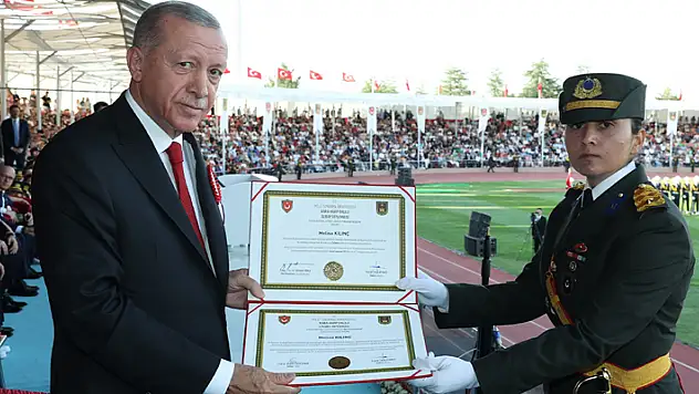 Cumhurbaşkanı Erdoğan'dan 'KAAN' müjdesi 