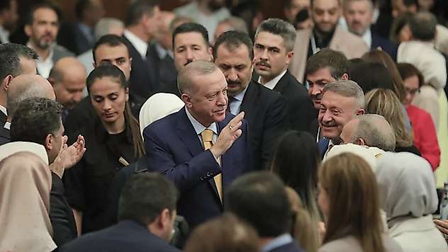 Cumhurbaşkanı Erdoğan'dan milletvekillerine: Rahat olun seçimi kazanacağız

