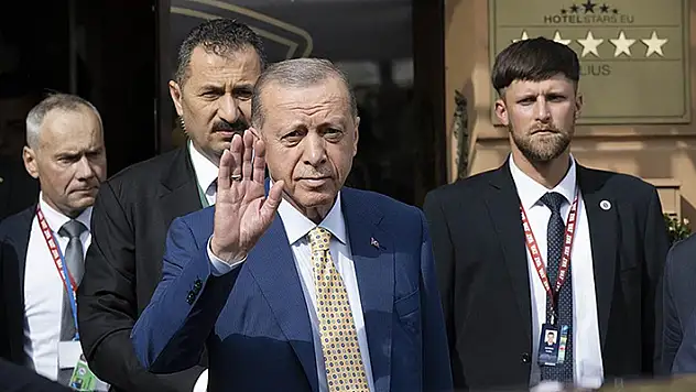 Cumhurbaşkanı Erdoğan'dan NATO Zirvesi'nde yoğun diplomasi mesaisi
