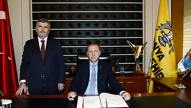 Cumhurbaşkanı Erdoğan'dan Tahir Akyürek'e ziyaret