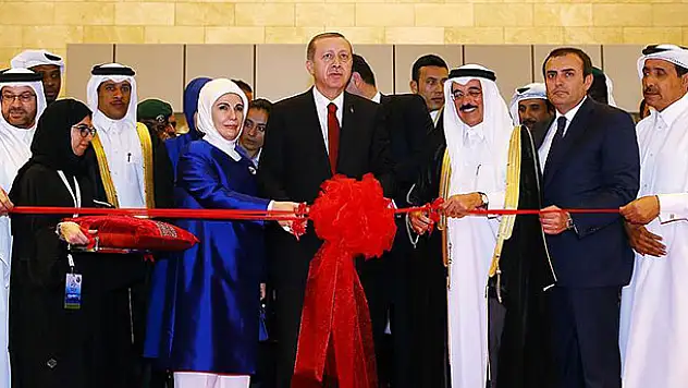 Cumhurbaşkanı Erdoğan Doha'da kitap fuarı açtı