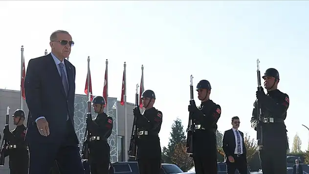 Cumhurbaşkanı Erdoğan, Ekonomik İşbirliği Teşkilatı Zirvesi için Özbekistan'a gitti
