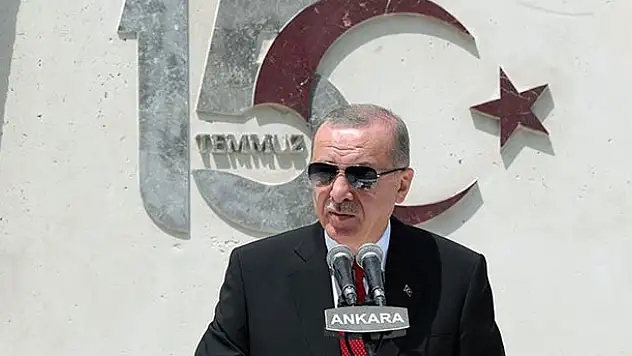 Cumhurbaşkanı Erdoğan: FETÖ'cü hainlerin TBMM'yi özellikle hedef alması rastgele bir tercih değil