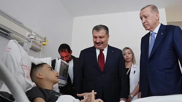 Cumhurbaşkanı Erdoğan, Gazzeli hastaları hastanede ziyaret etti
