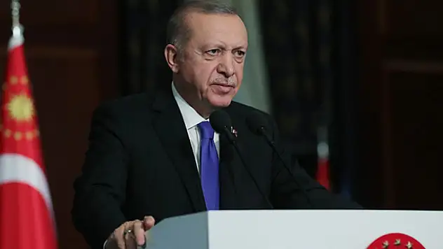 Cumhurbaşkanı Erdoğan: Gençlerimizi sonu gözyaşı ve pişmanlık olan mecralara sürüklemeye kimsenin hakkı yok