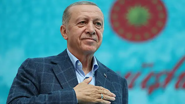 Cumhurbaşkanı Erdoğan: Gündemimizde milletimizin sıkıntılarını çözmek var