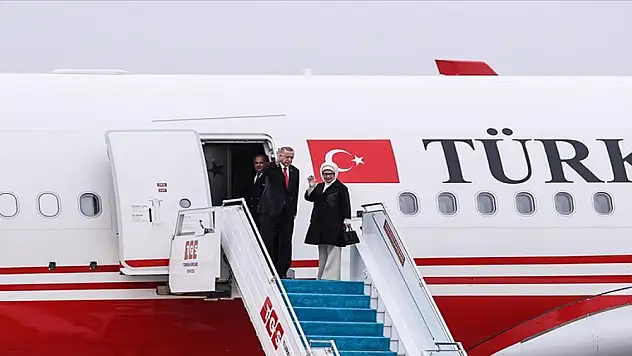 Cumhurbaşkanı Erdoğan'ı taşıyan uçak Konya'ya indi