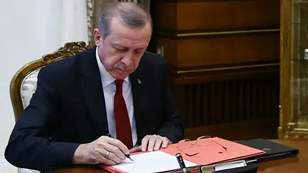 Cumhurbaşkanı Erdoğan'ın onayladığı 34 kanun, Resmi Gazete'de yayımlandı