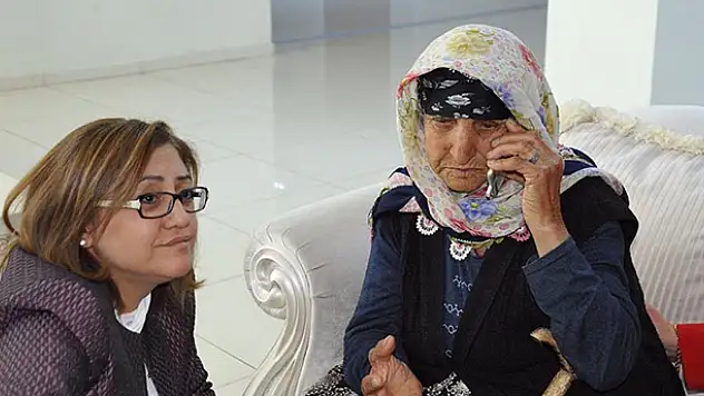 Cumhurbaşkanı Erdoğan'ın talimatı üzerine yaşlı kadına belediye sahip çıktı