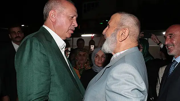 Cumhurbaşkanı Erdoğan, iş adamı Halil İbrahim Dağ'ı ziyaret etti