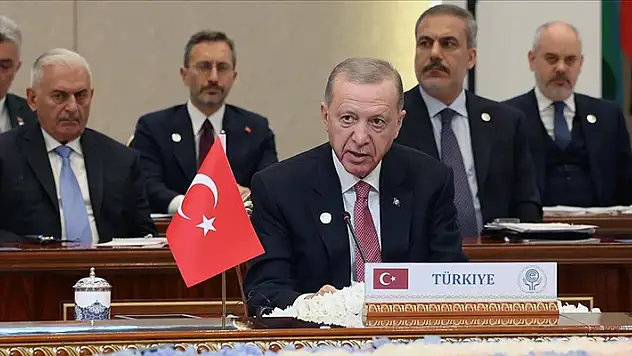 Cumhurbaşkanı Erdoğan: İsrail yönetimi insanlığa dair ne kadar değer varsa hepsini çiğnemeye devam ediyor
