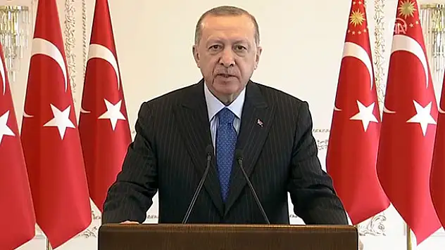 Cumhurbaşkanı Erdoğan: İstanbul'un her iki istikametinde de araç trafiğinde çok büyük rahatlama sağlayacaktır