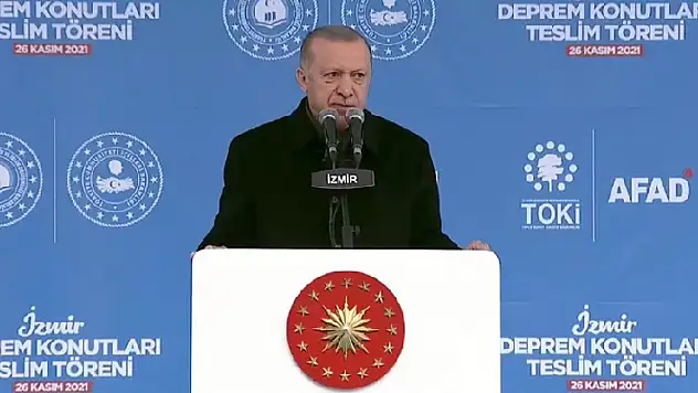 Cumhurbaşkanı Erdoğan, İzmir'de deprem konutlarının tesliminde konuştu: Bugüne kadar ne söz verdiysek yaptık
