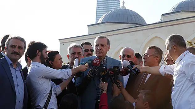 Cumhurbaşkanı Erdoğan kısa süreli bir rahatsızlık geçirdi