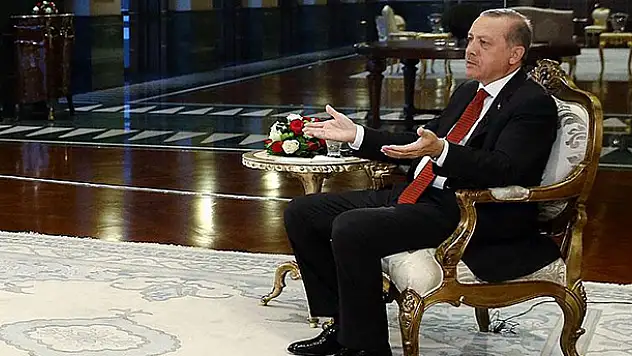 Cumhurbaşkanı Erdoğan Le Monde'a konuştu: Batı Türkleri yalnız bırakmayı tercih etti
