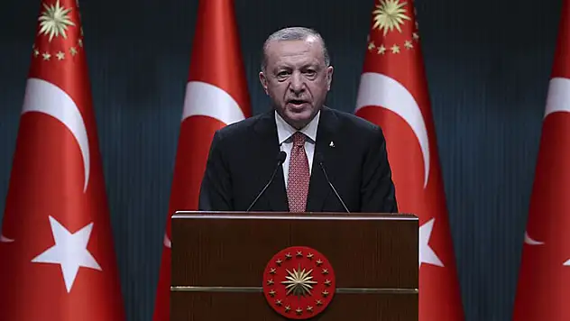 Cumhurbaşkanı Erdoğan: Müzik kısıtlamalarını 24.00'e çekiyoruz