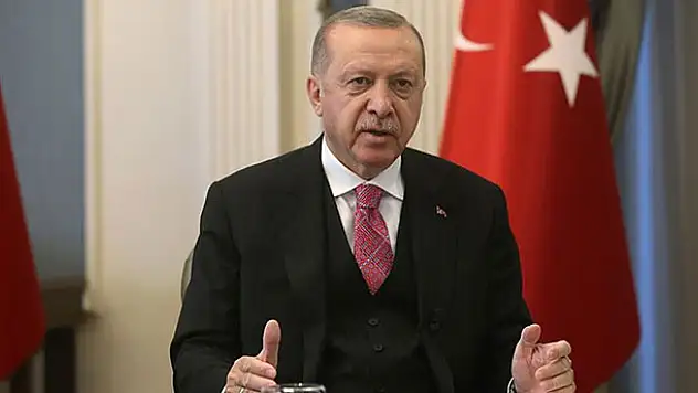 Cumhurbaşkanı Erdoğan: Ne şehitlerimizi unutacak ne de Srebrenitsa soykırımını unutturacağız