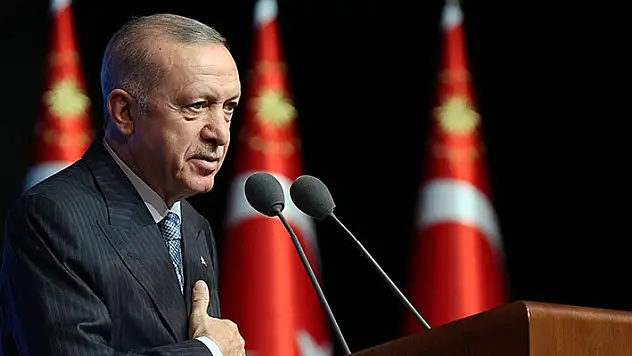 Cumhurbaşkanı Erdoğan, öğretmenlere verilecek yeni hakları açıkladı