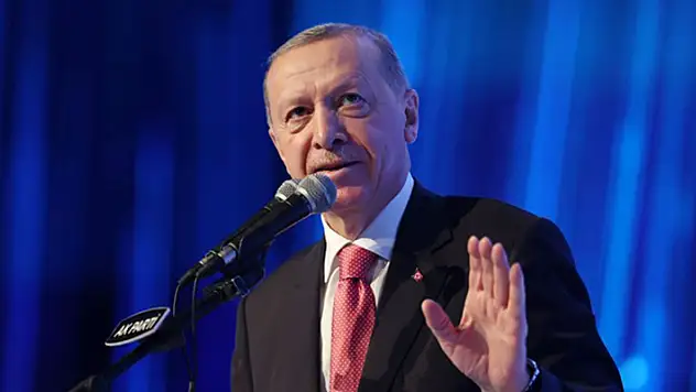 Cumhurbaşkanı Erdoğan: Önceliğimiz depremlerin yıktığı şehirlerimizi ayağa kaldırmak