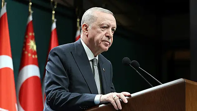 Cumhurbaşkanı Erdoğan, şehit Jandarma Astsubay Ferhat Gedik ile Eren Bülbül'ü andı