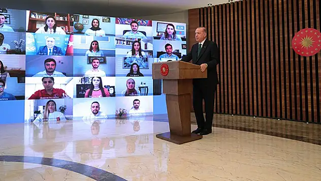 Cumhurbaşkanı Erdoğan, sigaraya yeni vergilerin sinyalini verdi