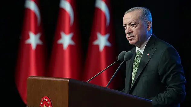 Cumhurbaşkanı Erdoğan, Süper Lig Şampiyonu Galatasaray'ı tebrik etti