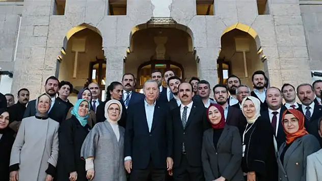 Cumhurbaşkanı Erdoğan, Taş Bina'daki Konya Tanıtım Merkezi'ni gezdi
