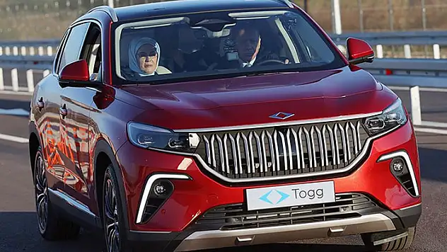 Cumhurbaşkanı Erdoğan, Togg aracını test etti